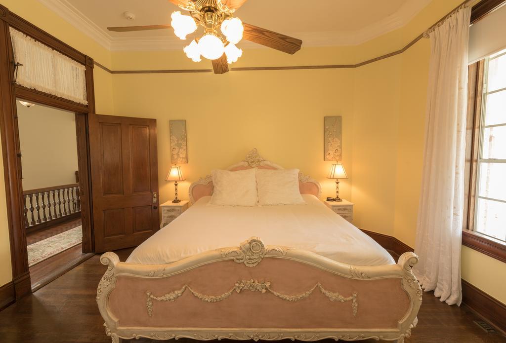 Mosheim Mansion Bed & Breakfast Seguin Dış mekan fotoğraf