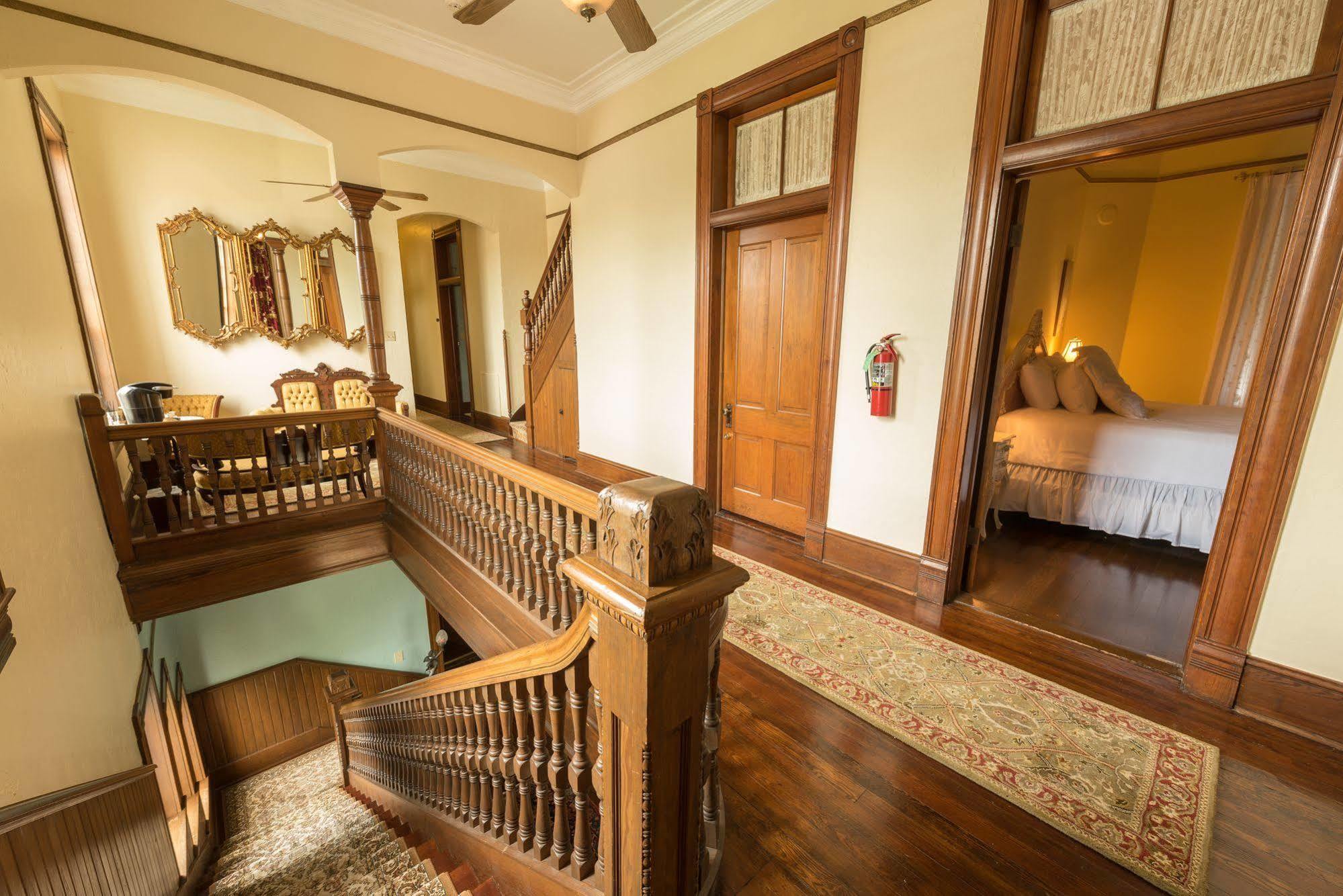 Mosheim Mansion Bed & Breakfast Seguin Dış mekan fotoğraf